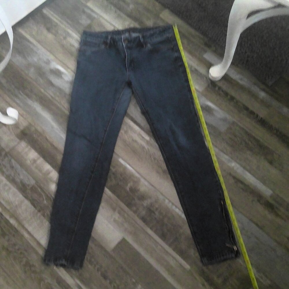 White House Black Market Skimmer Jeans zippered ankles
